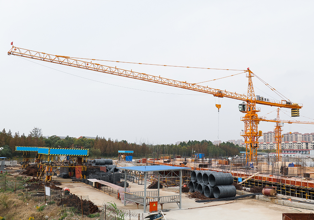 QTZ125 (6015) Topkit Constructie Tower Crane 10t Laadcapaciteit